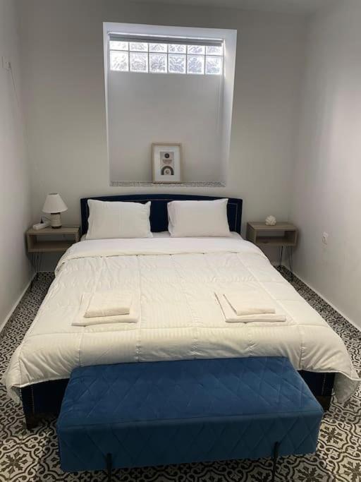 Family Apartment With Private Yard Next To Agios Dimitrios Church Thessaloniki Buitenkant foto